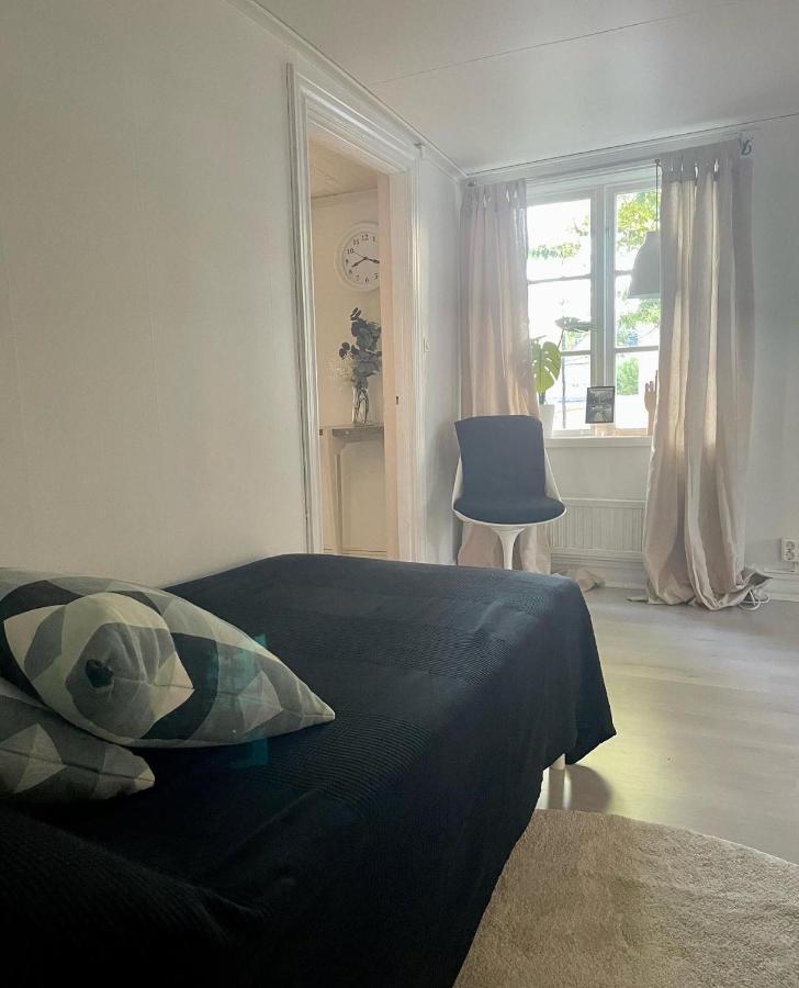 Lagenhet I Norrtalje Apartamento Exterior foto